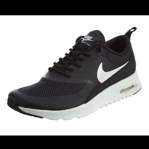 Nike Air Max Thea Black/White shoes size 8